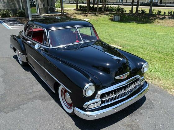 1952 Chevrolet Deluxe Black Survivor Classic Car 2 door hardtop