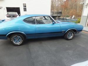 1972 Oldsmobile 442 W-30 Cutlass