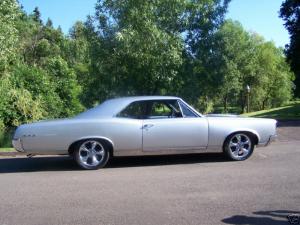 1967 Pontiac GTO 8 Cyl 4 Speed