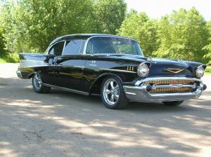 1957 Chevrolet Bel Air 2 DR HARDTOP 383 ENGINE