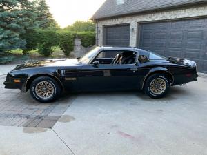 1977 Pontiac Trans Am 8 Cyl SPECIAL EDITION Y82