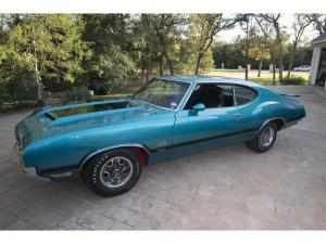 1970 Oldsmobile 442 Holiday W30 V-8