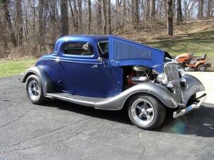 1934 Ford 3 Window Coupe V-8 727 360 Engine