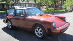 1977 Porsche 911 rebuilt motor zero rust runs great