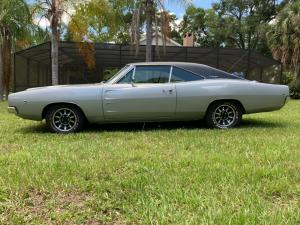 1968 Dodge Charger 383 Big Block Engine