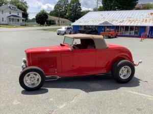 1932 Ford Roadster All Steel Convertible Red 350 CI SMALL BLOCK CHEVY