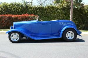 1932 Ford Roadster Custom beautiful Viper Blue 2023 Miles