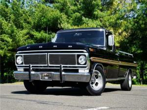 1970 Ford Ranger F100 XLT Black 8 Cylinder Engine