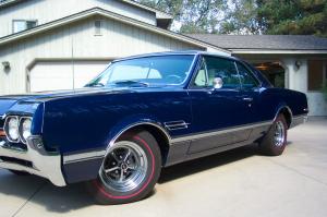 1966 Oldsmobile Cutlass Blue 4 Speed Transmission L69