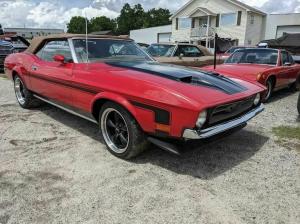 1971 Ford Mustang Convertible Mach I V8 5.7L Engine