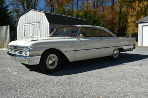 1961 Ford Starliner Rare Restored Starliner Factory 390 Stick Shift