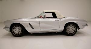 1962 Chevrolet Corvette 327 V8 Engine Roadster