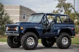 1971 Ford Bronco 351 Custom SUV Automatic Transmission