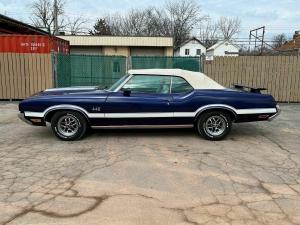 1970 Oldsmobile Cutlass Rocket 350 V8 Engine