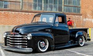 1951 Chevrolet 3100 5-Window steel cab Deep gloss black paint