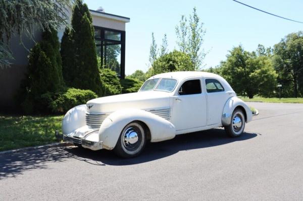 1936 Cord Westchester 810 Westchester Sedan White