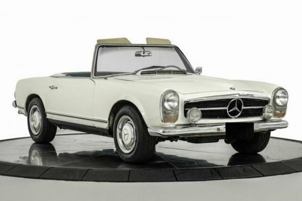 1966 Mercedes-Benz 200 Series Pagoda 230SL 1111 Miles White Convertible Manual