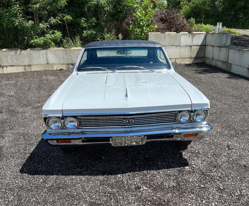 1966 Chevrolet Chevelle 138 SS TURBO 400 AUTO TRANS 12 BOLT