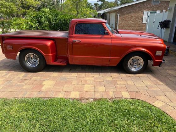 1971 Chevrolet C 10 Orange step side 468 pro charger 400 transmission