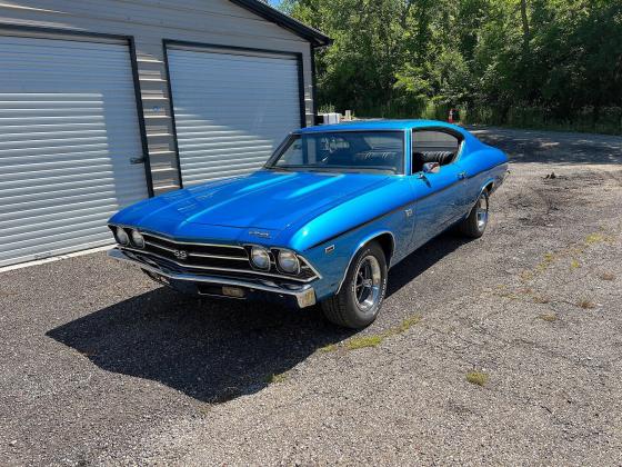 1969 Chevrolet Chevelle 396 4SPD 12 BOLT LEMANS BLUE WITH BLACK INTERIOR