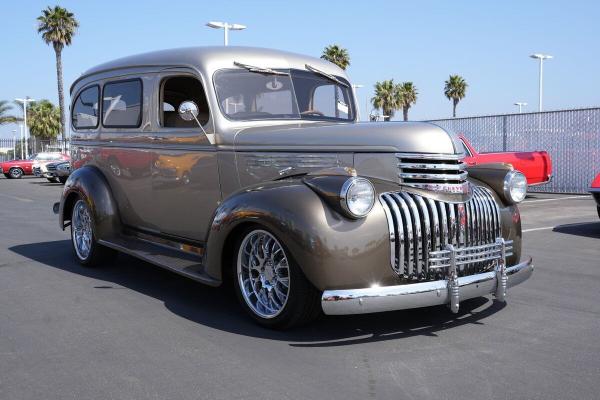 1938 Chevrolet Suburban 350 V-8 Custom