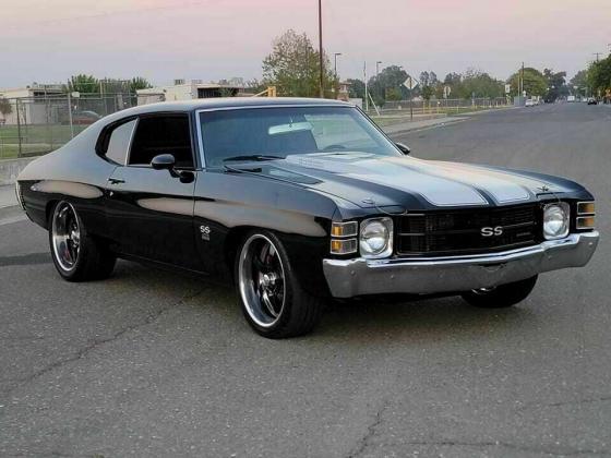 1971 Chevrolet Chevelle over 500 HP 408 stroker motor looks awesome