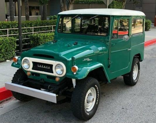 1969 Toyota Land Cruiser FJ 40 350 V8 Manual