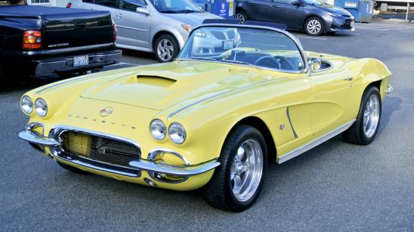 1962 Chevrolet Corvette 327 c.i. Resto-Mod