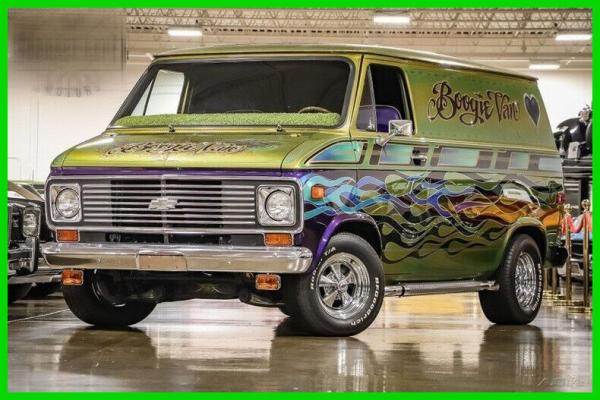 1975 Chevrolet G10 Boogie Van 350 V8 Automatic