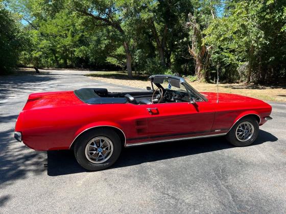 1967 Ford Mustang Deluxe Convertible AC P Brakes P Disc Brake Console Automatic 225hp