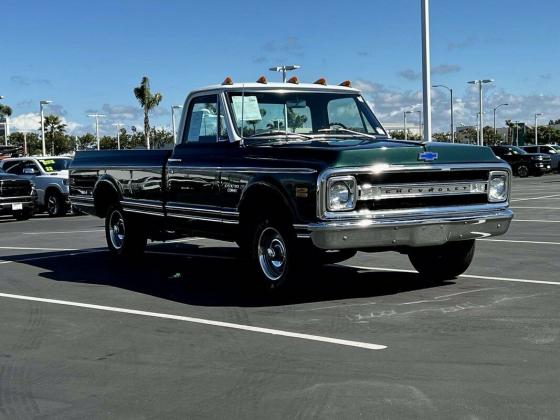 1969 Chevrolet C10 CST Custom Sport Truck 350 V-8 Automatic