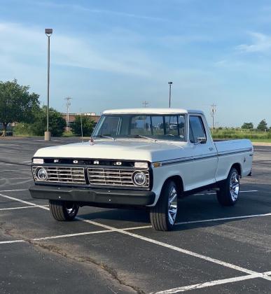 1975 Ford F-100 302ci V8