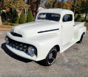 1951 Ford F-1 Custom Chopped Street Rod F1 Pickup White RWD Automatic