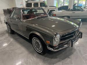 1969 Mercedes Benz SL Class Pagoda 280 SL Pagoda 75500 Miles Gray