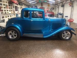 1932 Ford Model B 5/w coupe