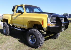 1976 Chevrolet C10 4X4 Lifted 454 V8 Stepside Short Bed Truck