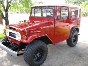 1972 Toyota Land Cruiser FJ40 F-series 3.8L engine Red