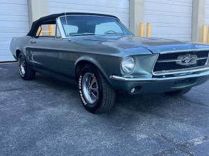 1967 Ford Mustang Deluxe Convertible 289 c.i