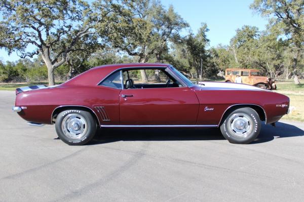 1969 Chevrolet Camaro 4 speed trans 302 v8 engine