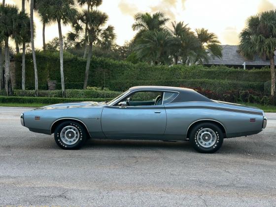 1971 Dodge Charger Super Bee Hemi 426 440 Cuda Challenger Mopar Muscle