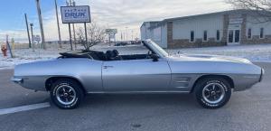 1969 Pontiac Firebird 4 Speed Manual 8 Cyl