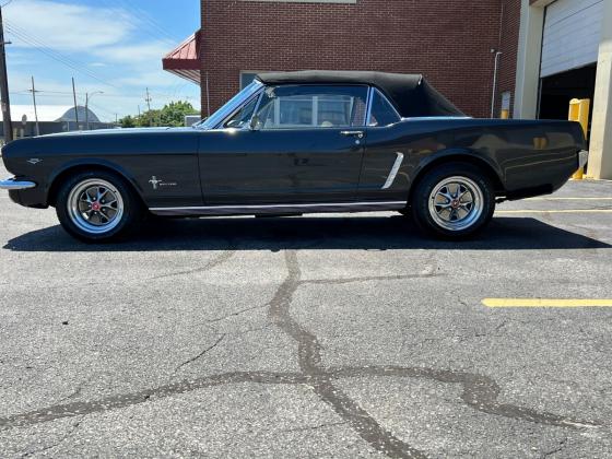 1965 Ford Mustang ConvertibleAutomatic rebuilt 289 ci engine