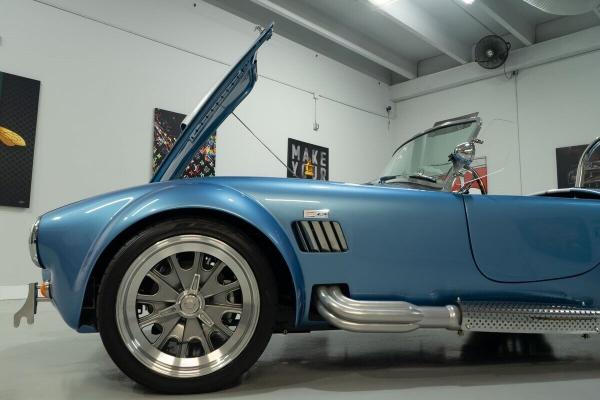 1965 Shelby Cobra Replica NEW RT4 Edition