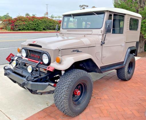 1965 Toyota Land Cruiser 6 cylinder motor with manual transmission