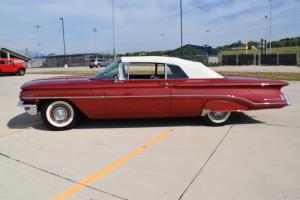 1960 Oldsmobile Eighty Eight Strong running 371 CI V8