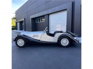1971 Morgan Plus 8 V8 Engine Manual Transmission